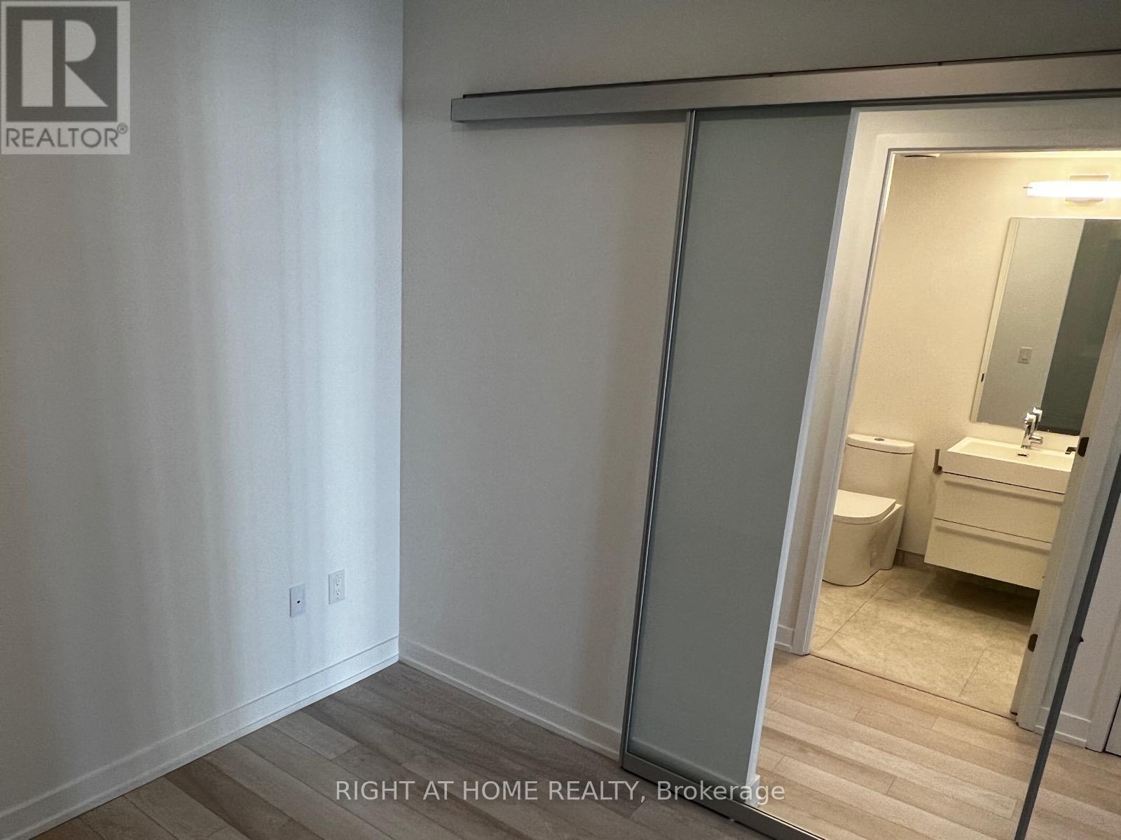 1610 - 39 Roehampton Avenue, Toronto, Ontario M4P 0G1 - Photo 12 - C12601984