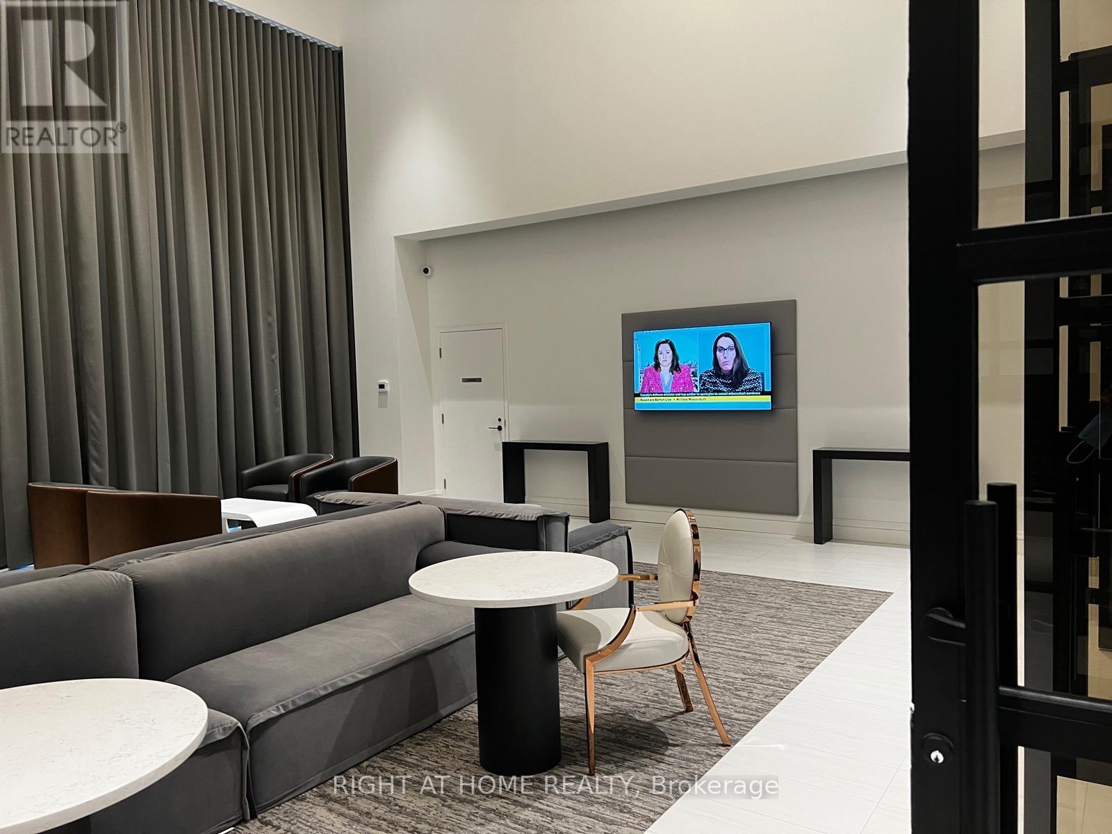 1610 - 39 Roehampton Avenue, Toronto, Ontario M4P 0G1 - Photo 22 - C12601984