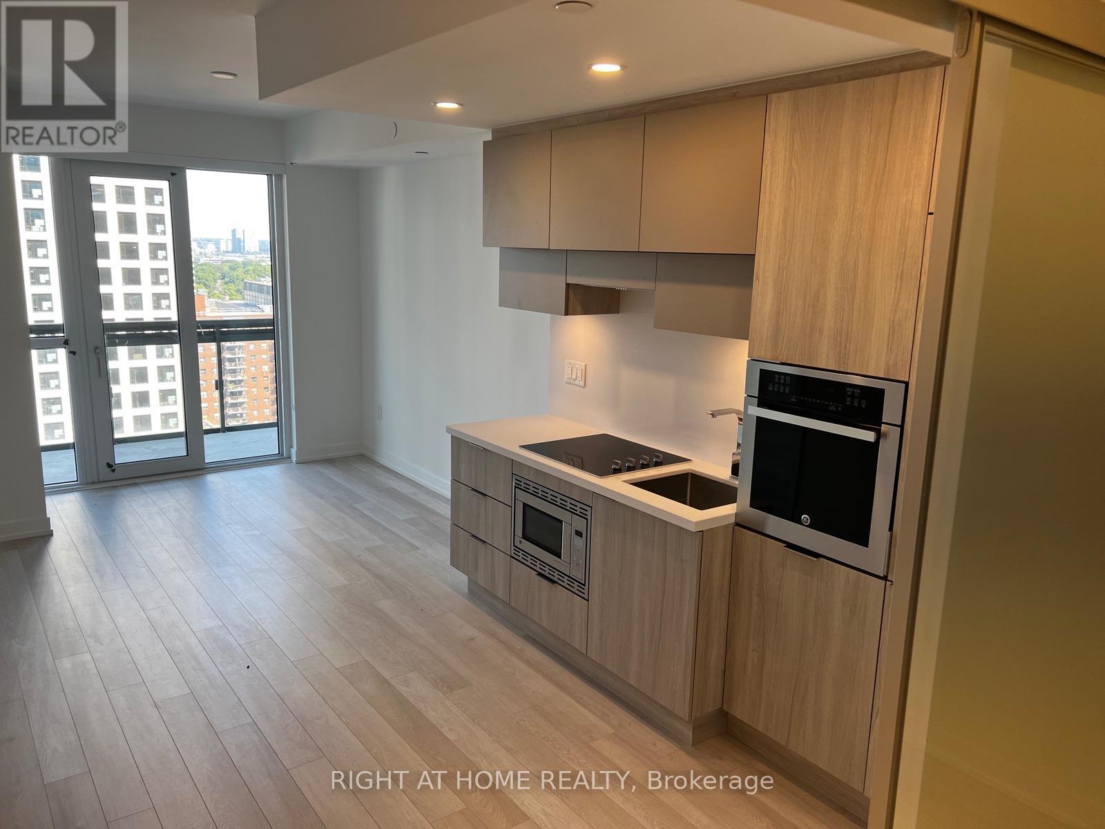 1610 - 39 Roehampton Avenue, Toronto, Ontario M4P 0G1 - Photo 4 - C12601984