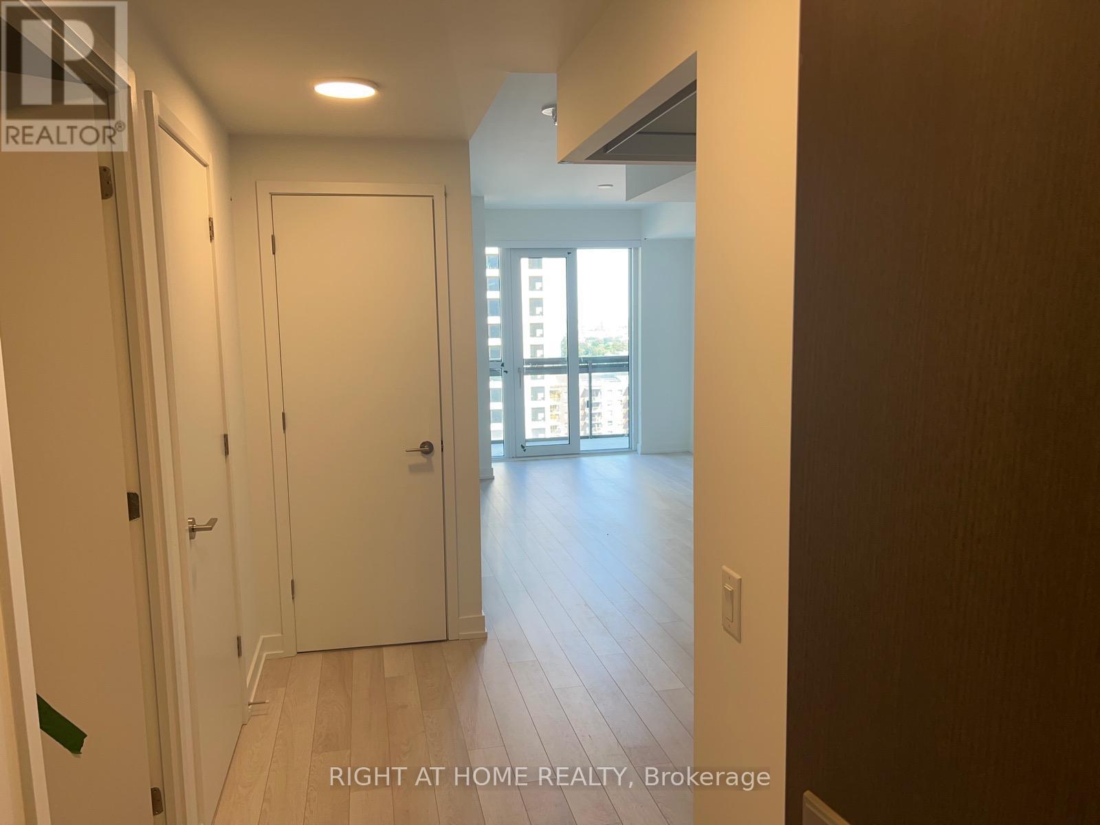 1610 - 39 Roehampton Avenue, Toronto, Ontario M4P 0G1 - Photo 6 - C12601984