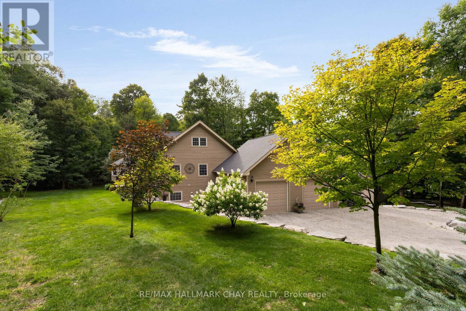 26 Eleventh Street, Midland, Ontario  L4R 4L9 - Photo 3 - S12378443