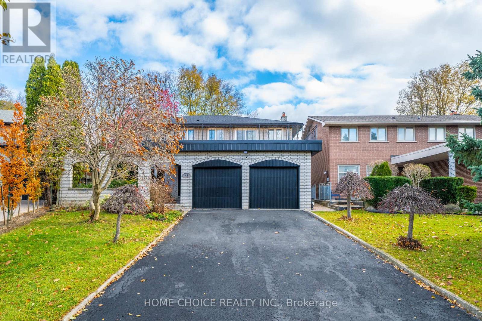 43 Golfwood Heights E, Toronto, Ontario  M9P 3L8 - Photo 44 - W12593564