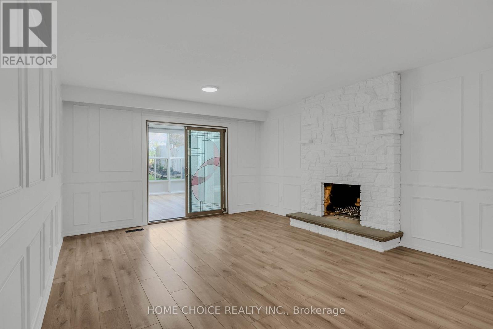 43 Golfwood Heights E, Toronto, Ontario  M9P 3L8 - Photo 16 - W12593564