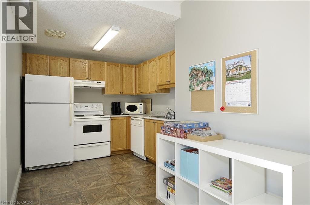 345 Briarmeadow Drive Unit# 302, Kitchener, Ontario  N2A 4J6 - Photo 32 - 40792139