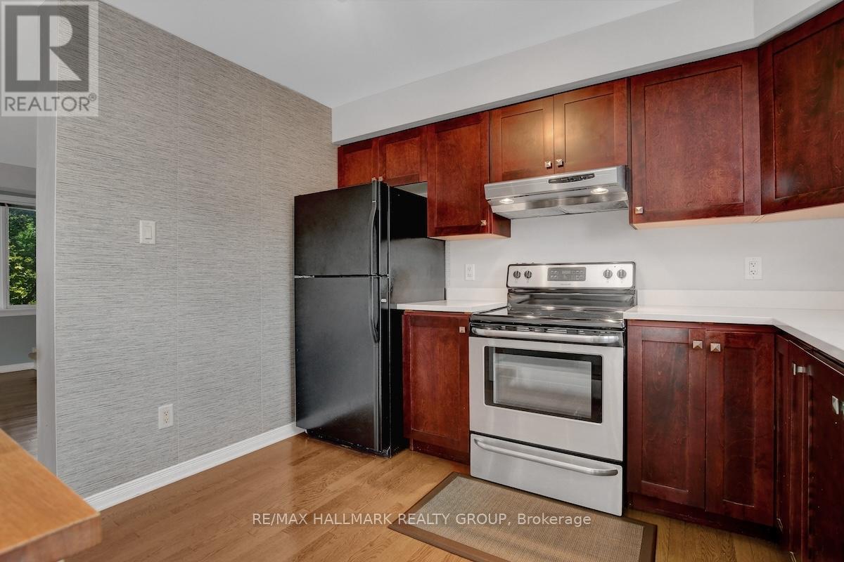 553 Burleigh Private, Ottawa, Ontario  K1J 1J9 - Photo 18 - X12391141