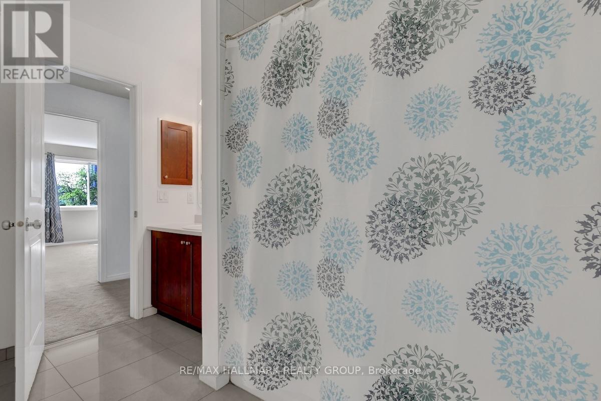 553 Burleigh Private, Ottawa, Ontario  K1J 1J9 - Photo 27 - X12391141