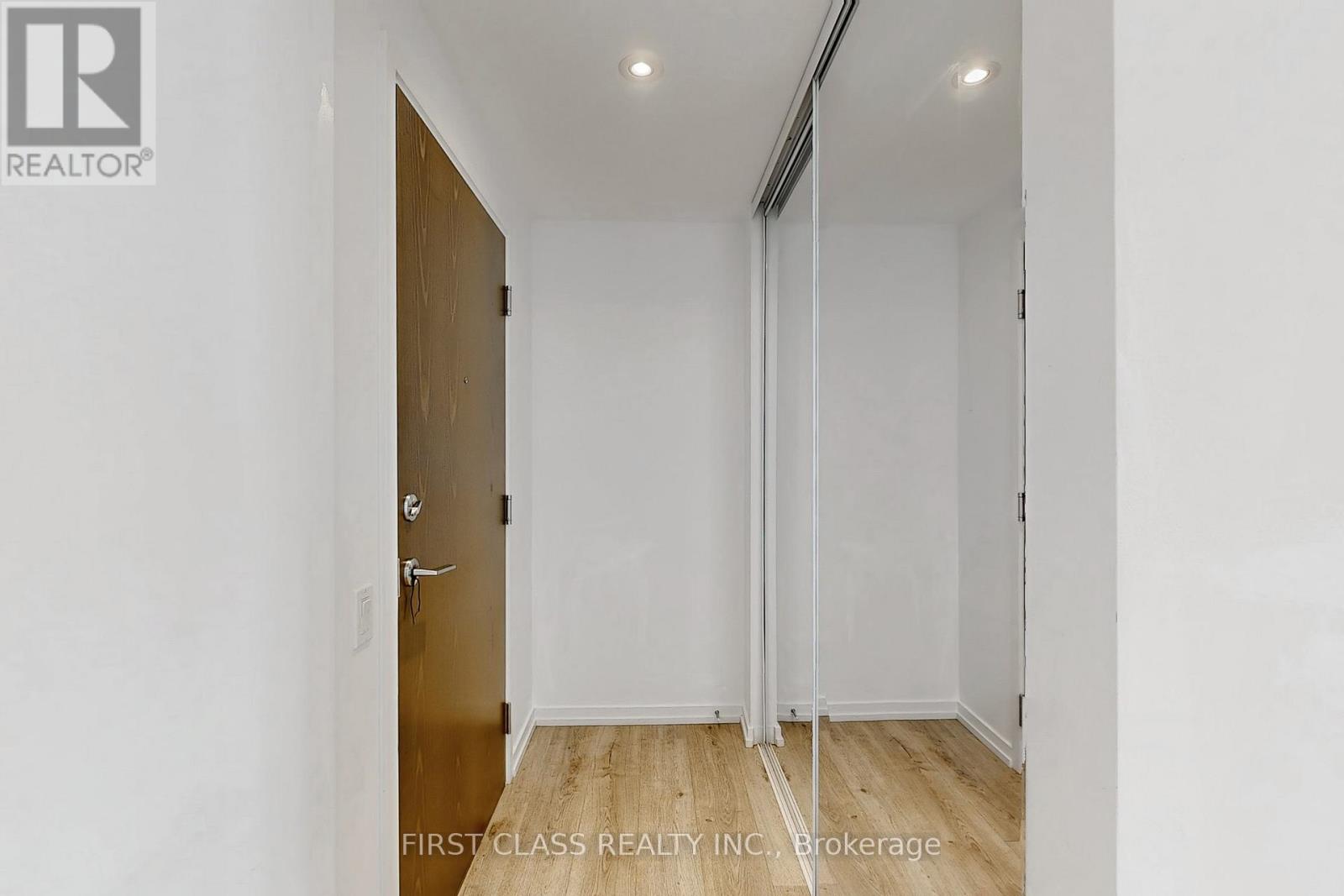 1902 - 7890 Jane Street, Vaughan, Ontario  L4K 0K9 - Photo 7 - N12601998