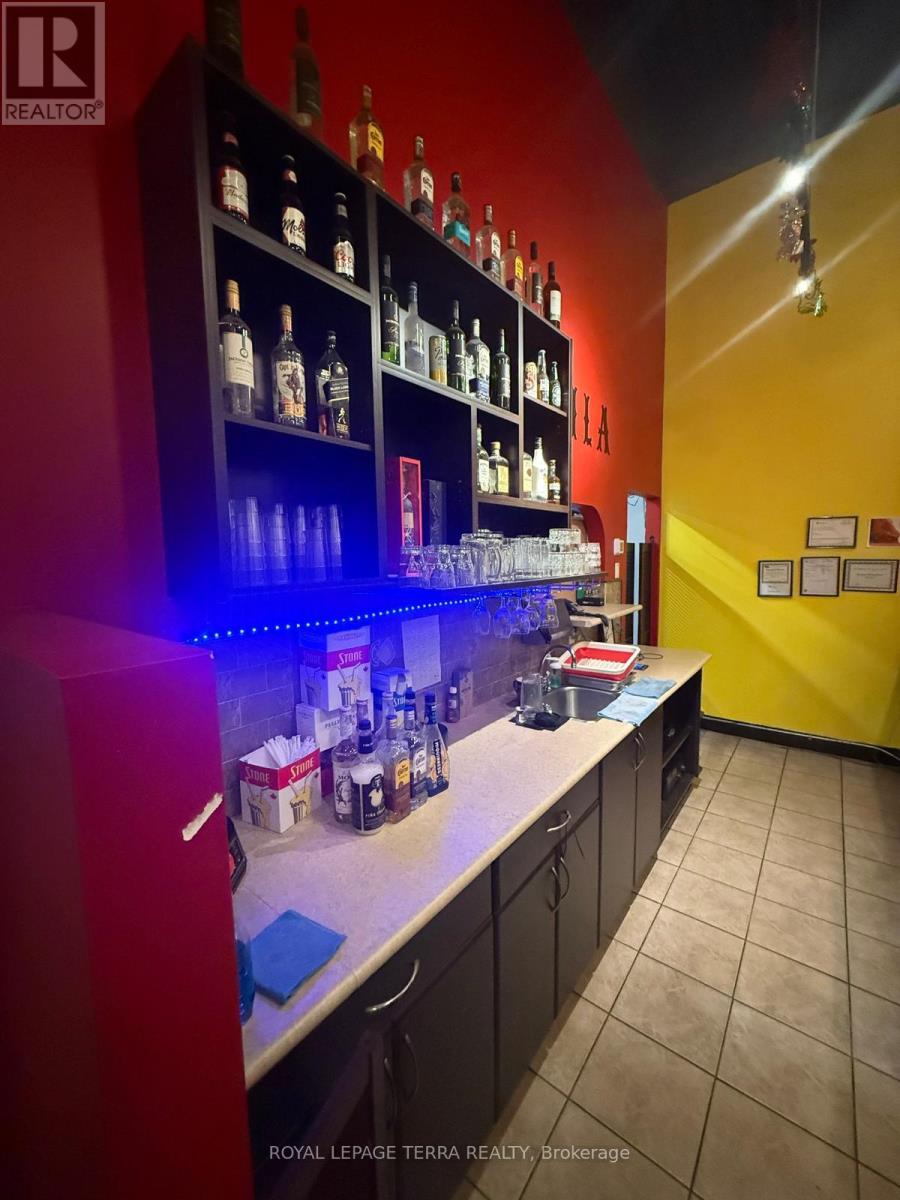 5 - 40 Wings Road, Vaughan, Ontario  L4L 6B2 - Photo 3 - N12602008