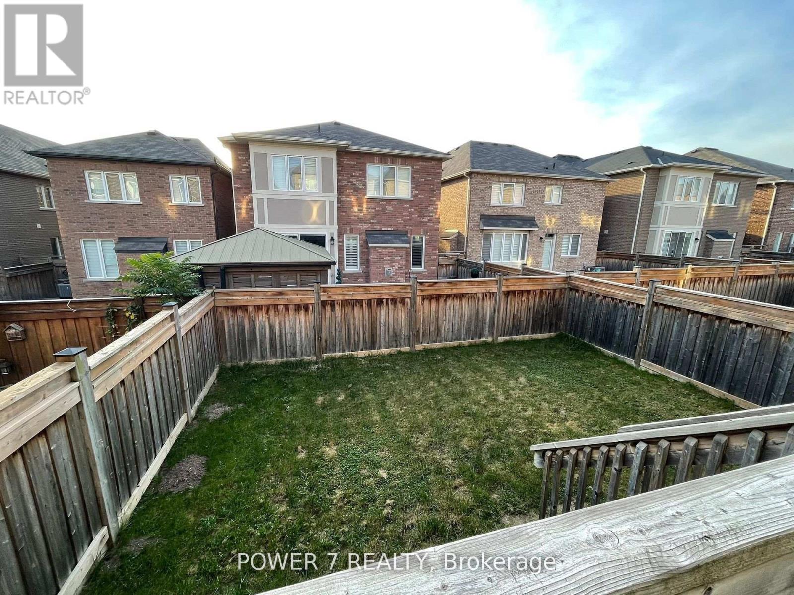 123 Major Crescent, Aurora, Ontario  L4G 0X5 - Photo 21 - N12602038