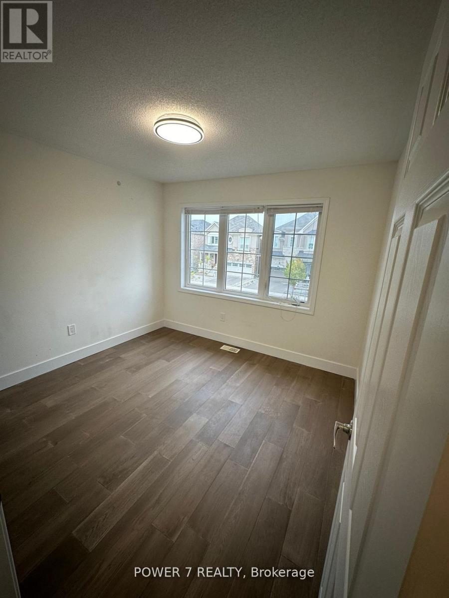 123 Major Crescent, Aurora, Ontario  L4G 0X5 - Photo 8 - N12602038