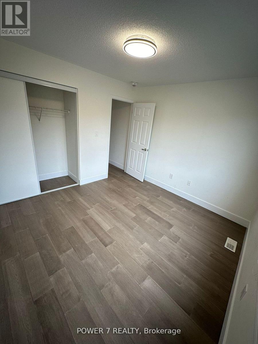 123 Major Crescent, Aurora, Ontario  L4G 0X5 - Photo 9 - N12602038