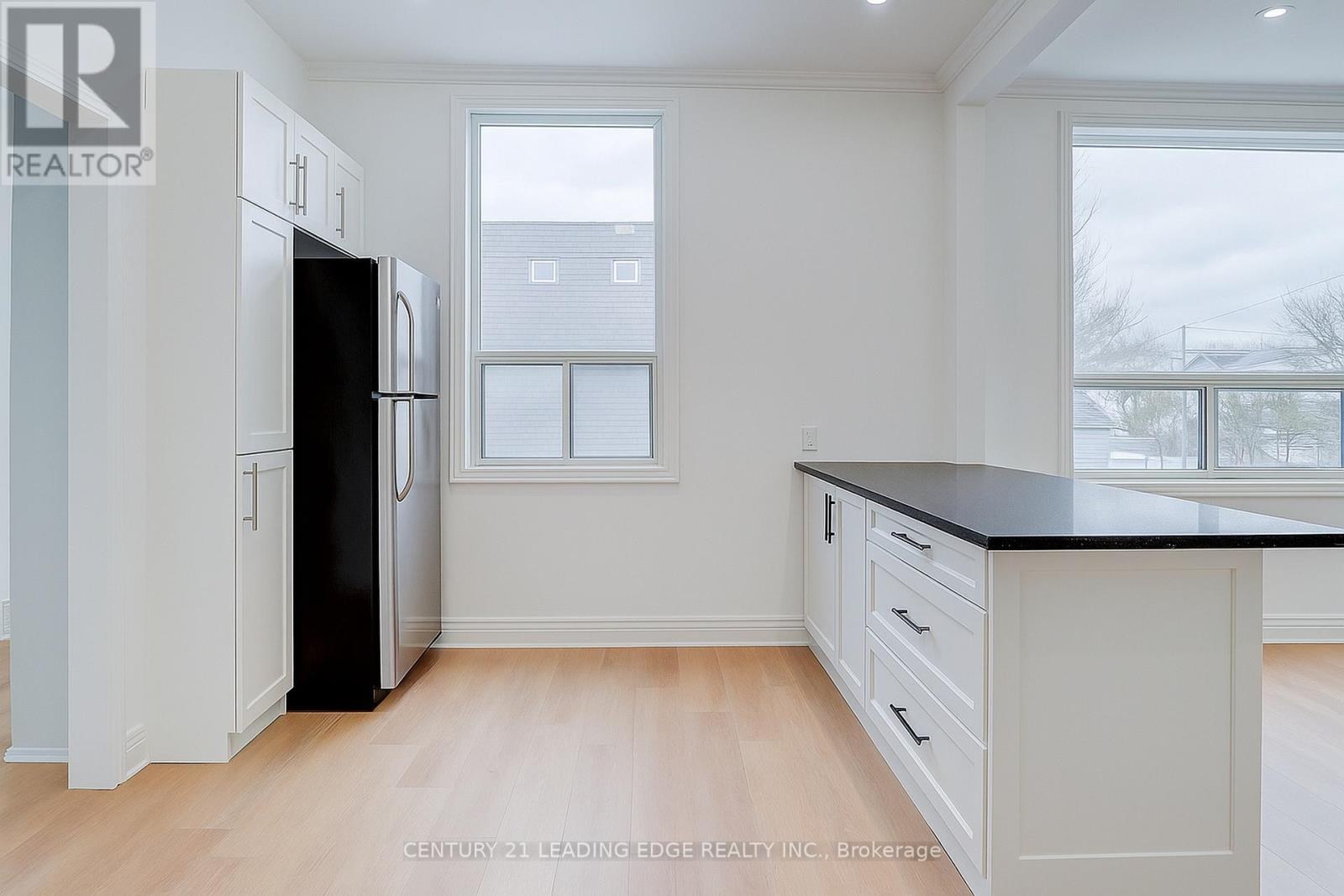 7 Ellsworth Avenue, Toronto, Ontario  M6G 2K4 - Photo 26 - C12601498