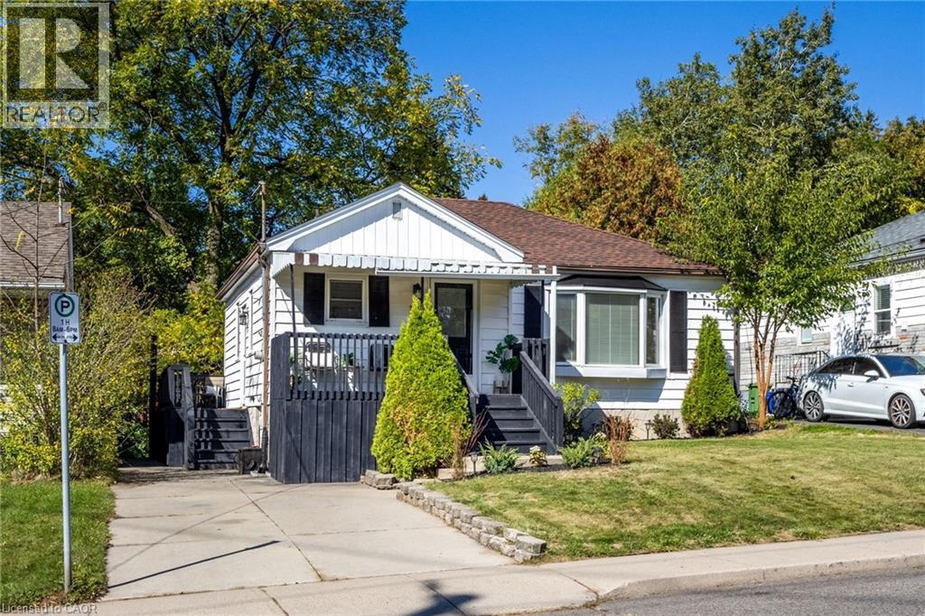 152 Stroud Road, Hamilton, Ontario  L8S 2A2 - Photo 3 - 40776519