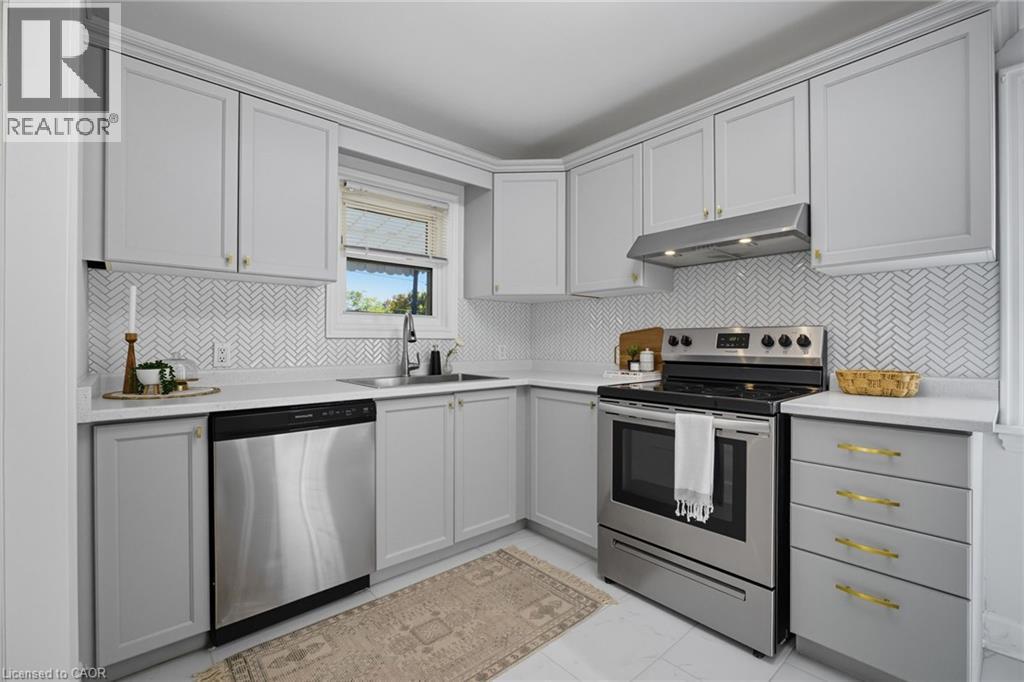 152 Stroud Road, Hamilton, Ontario  L8S 2A2 - Photo 12 - 40776519