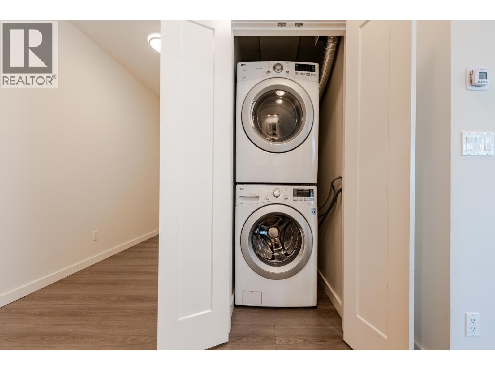 914 8628 Hazelbridge Way, Richmond, British Columbia  V6X 0R5 - Photo 29 - R3001330