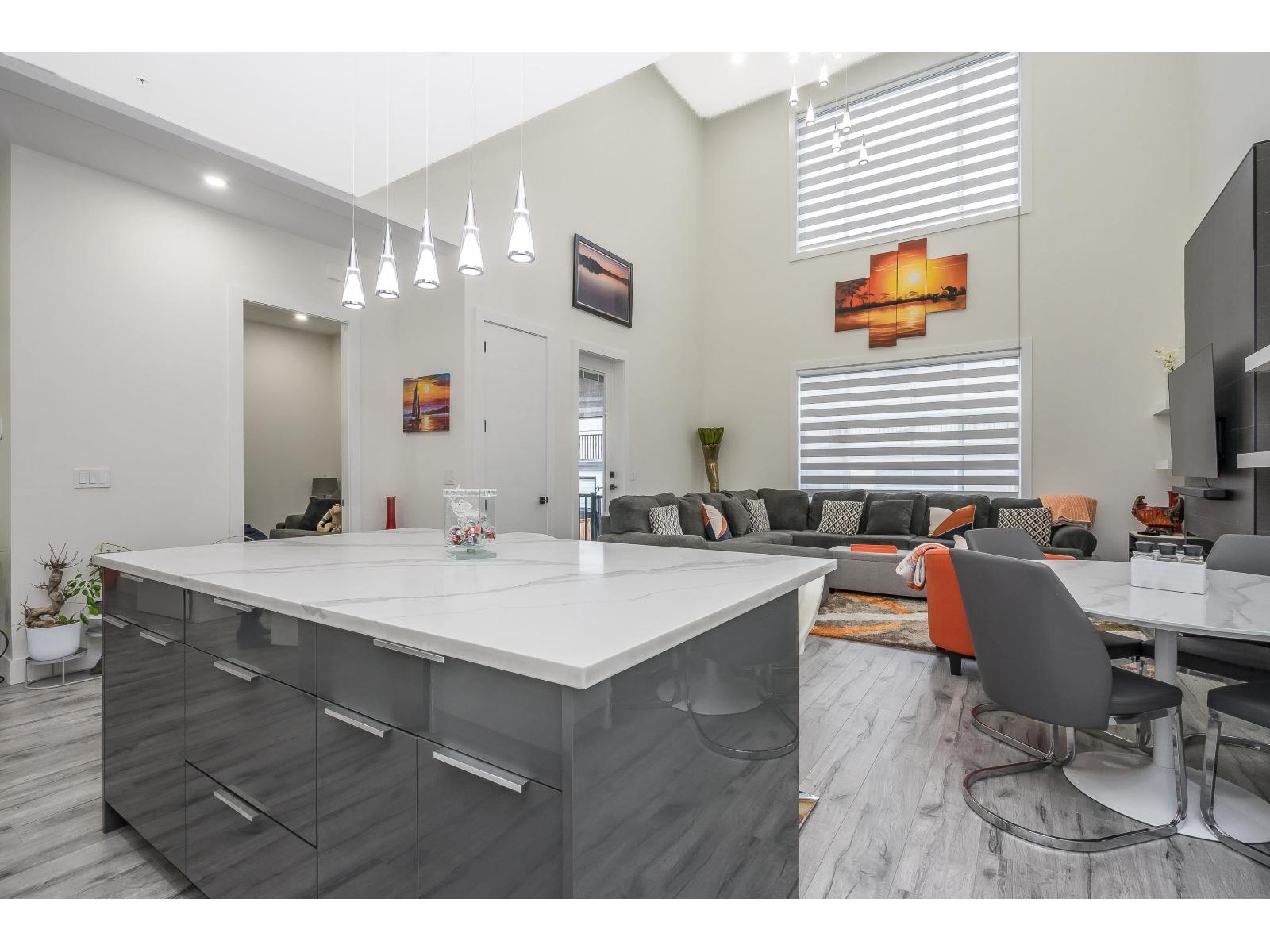 36739 Dianne Brook Avenue, Abbotsford, British Columbia  V3G 0H4 - Photo 11 - R3072047