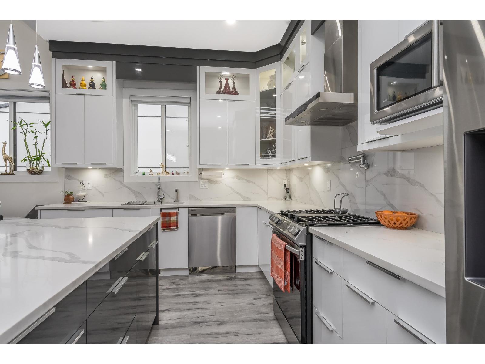 36739 Dianne Brook Avenue, Abbotsford, British Columbia  V3G 0H4 - Photo 9 - R3072047