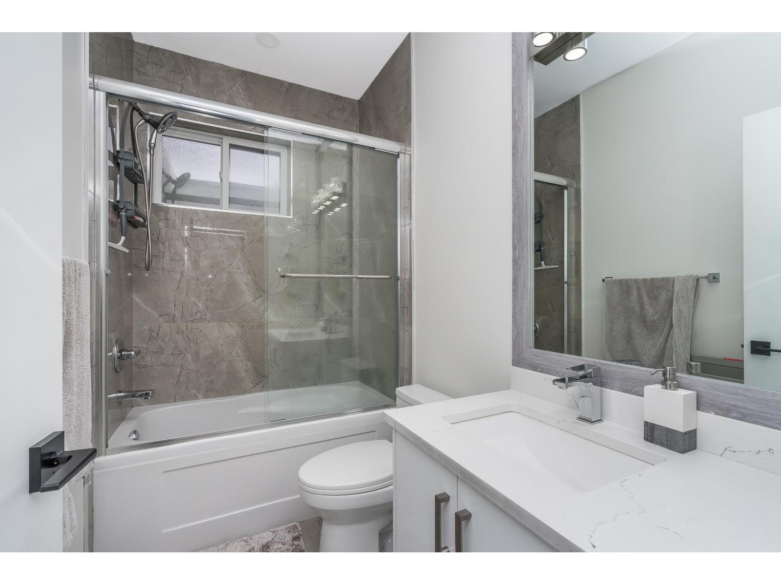 36739 Dianne Brook Avenue, Abbotsford, British Columbia  V3G 0H4 - Photo 27 - R3072047