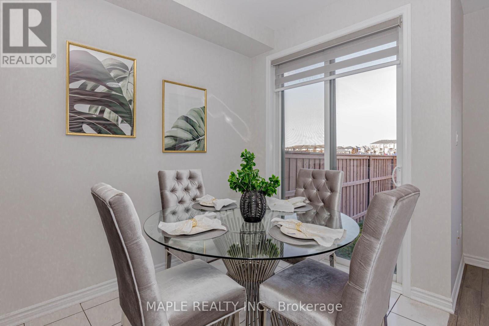 18 Boothill Drive, Brampton, Ontario  L7A 5E6 - Photo 11 - W12601978