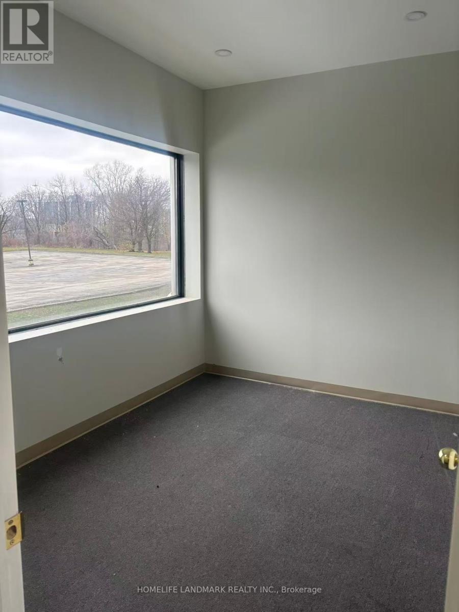 2nd Floor - 940 Sheldon Court, Burlington, Ontario  L7L 5K6 - Photo 17 - W12601986