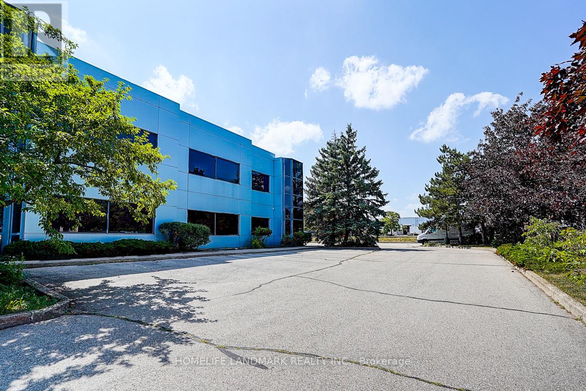 2nd Floor - 940 Sheldon Court, Burlington, Ontario  L7L 5K6 - Photo 2 - W12601986