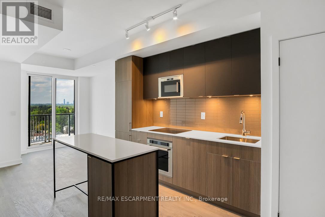 1203 - 220 Missinnihe Way, Mississauga, Ontario  L5H 0A9 - Photo 11 - W12602030