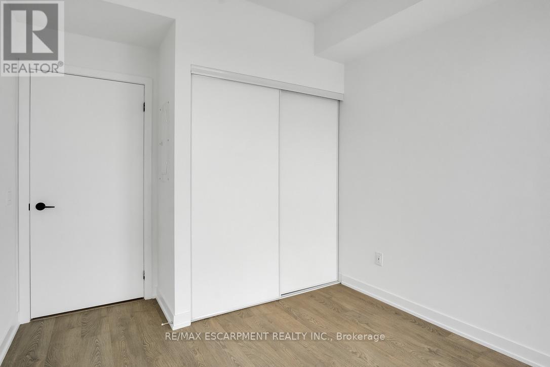 1203 - 220 Missinnihe Way, Mississauga, Ontario  L5H 0A9 - Photo 24 - W12602030