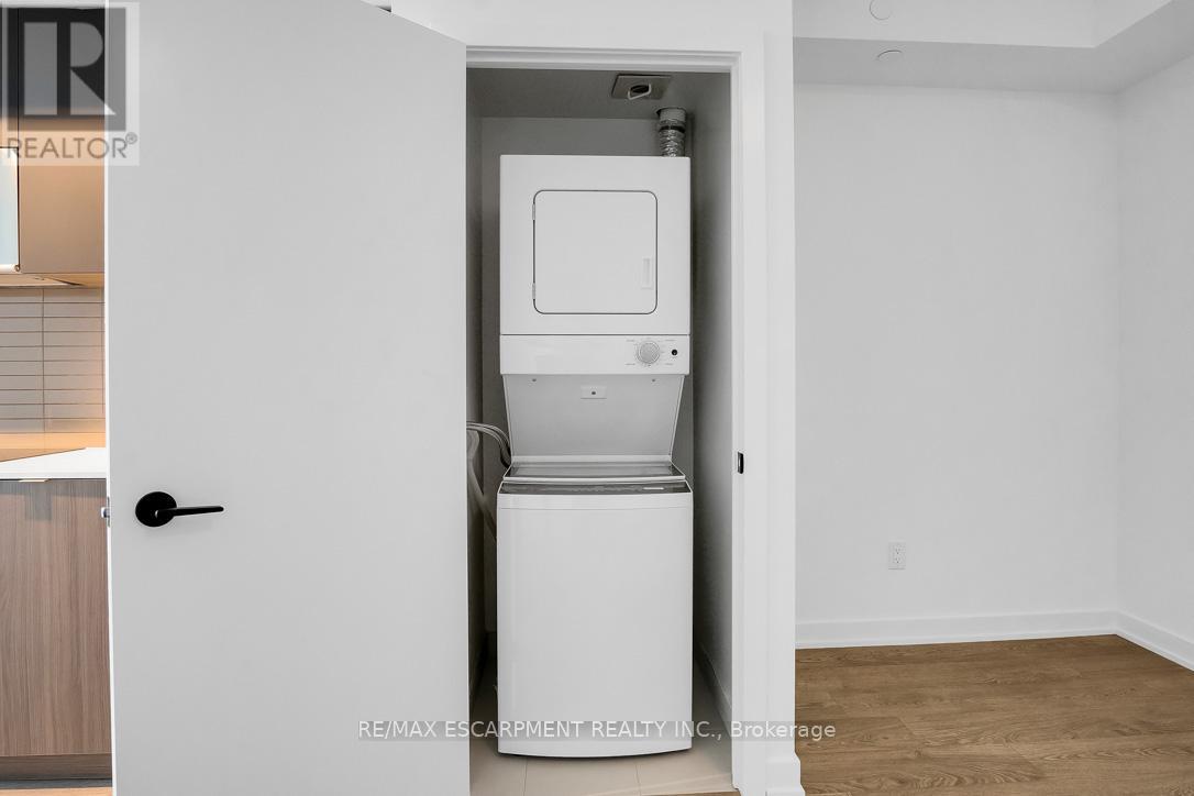 1203 - 220 Missinnihe Way, Mississauga, Ontario  L5H 0A9 - Photo 29 - W12602030