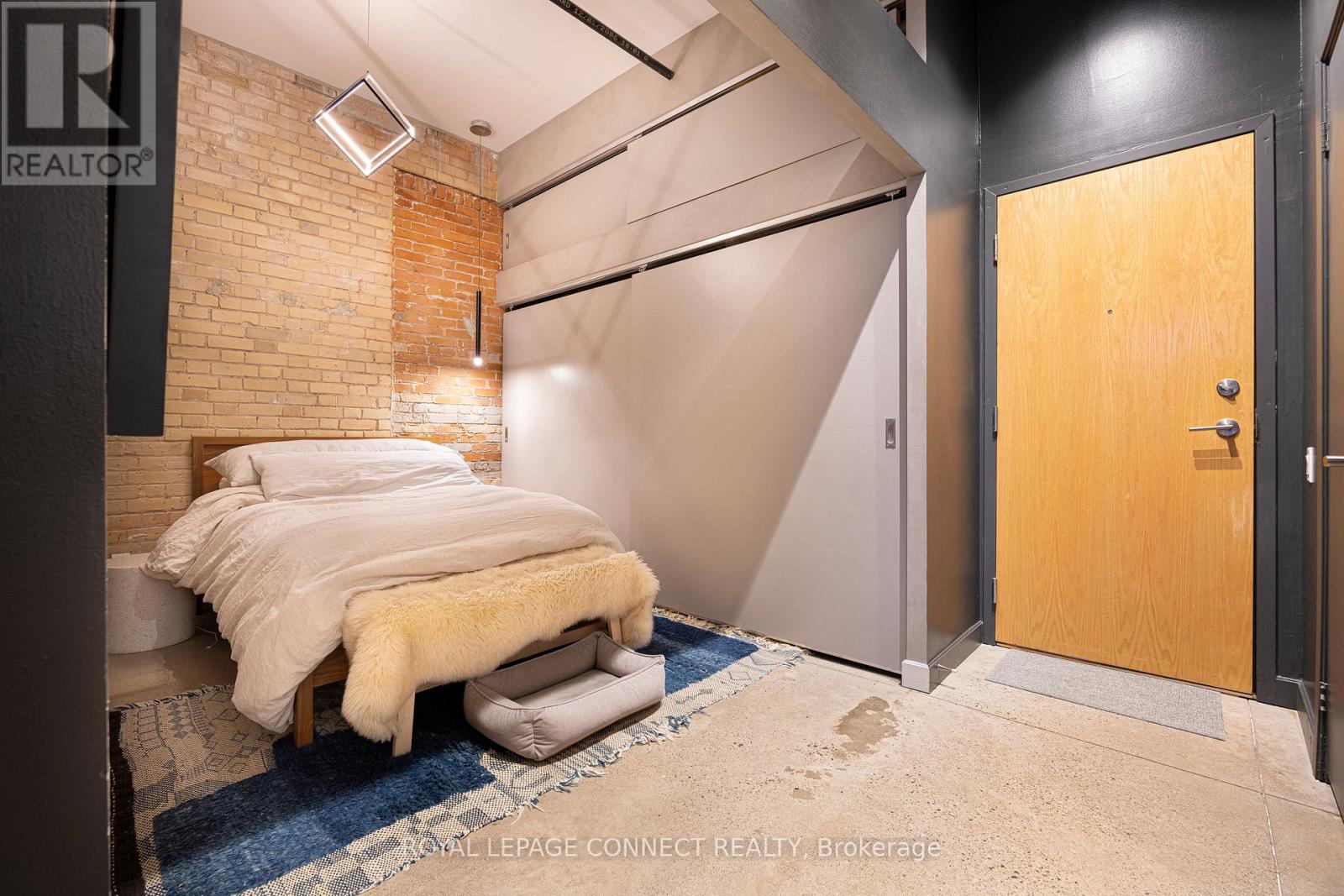 304 - 363 Sorauren Avenue, Toronto, Ontario  M6R 3C1 - Photo 11 - W12602040