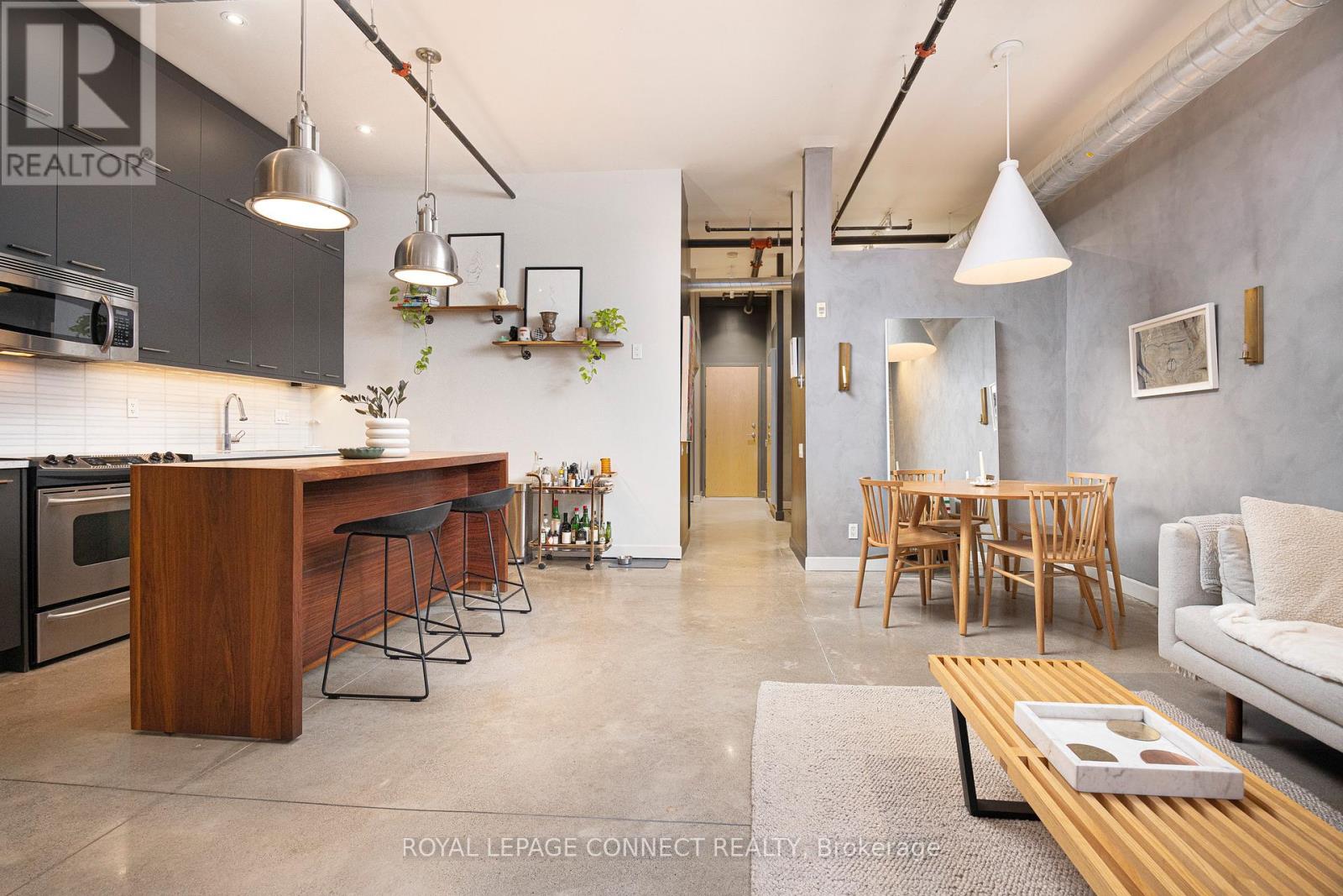 304 - 363 Sorauren Avenue, Toronto, Ontario  M6R 3C1 - Photo 6 - W12602040