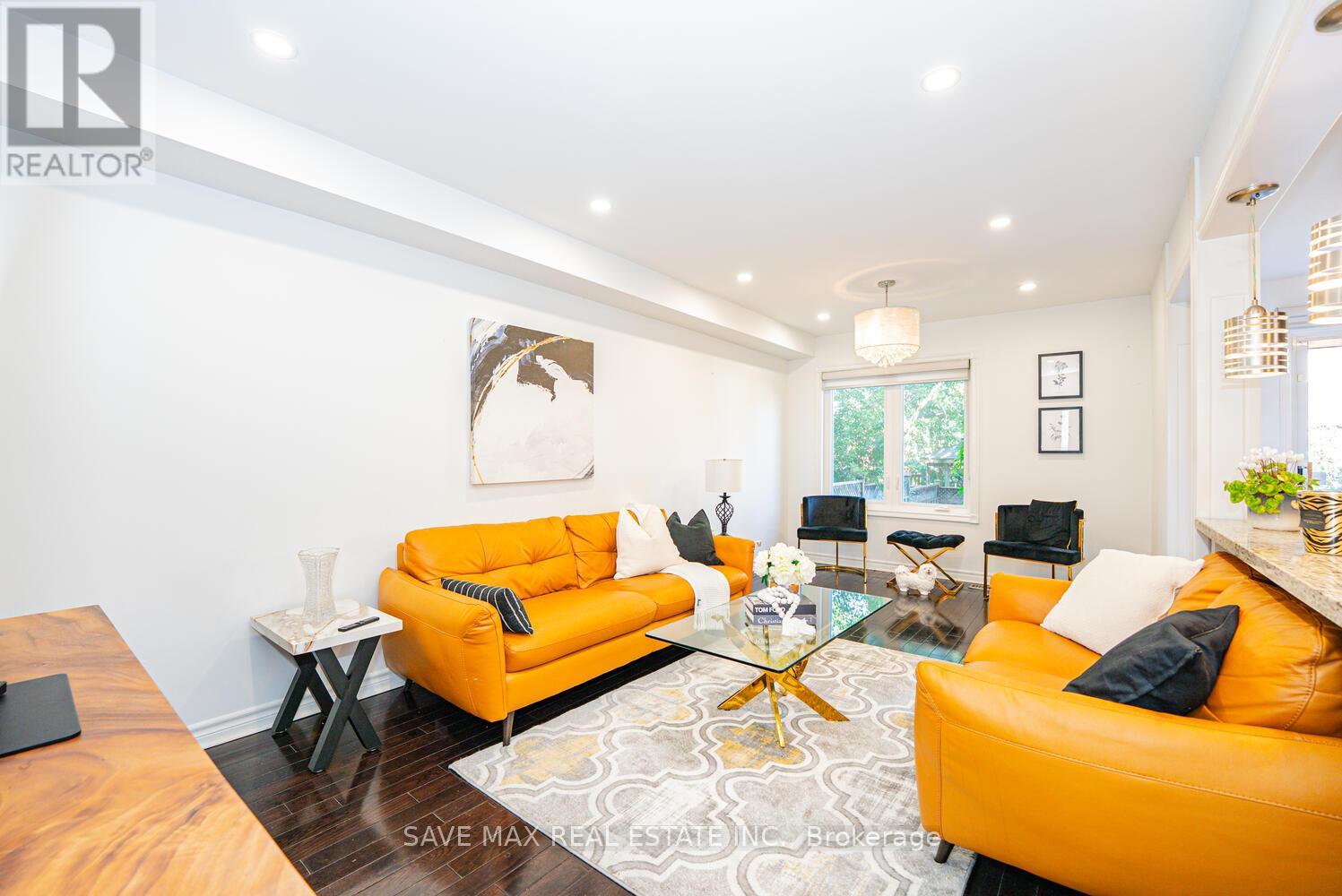 3645 Indigo Crescent, Mississauga, Ontario  L5N 7J1 - Photo 9 - W12602058