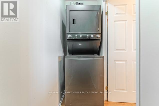 716 - 2511 Lakeshore Road W, Oakville, Ontario  L6L 6L9 - Photo 10 - W12602084