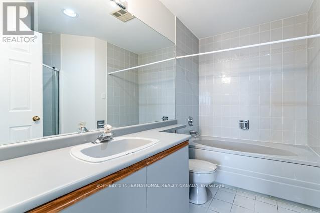 716 - 2511 Lakeshore Road W, Oakville, Ontario  L6L 6L9 - Photo 17 - W12602084