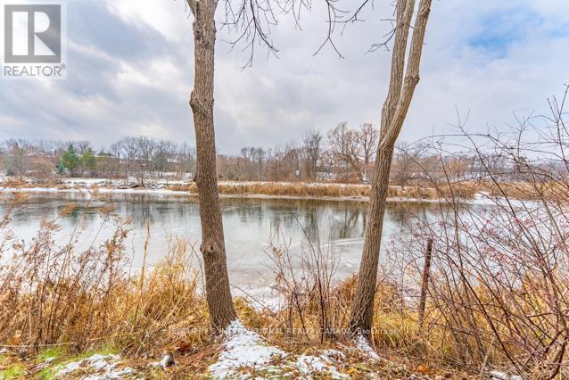 716 - 2511 Lakeshore Road W, Oakville, Ontario  L6L 6L9 - Photo 29 - W12602084