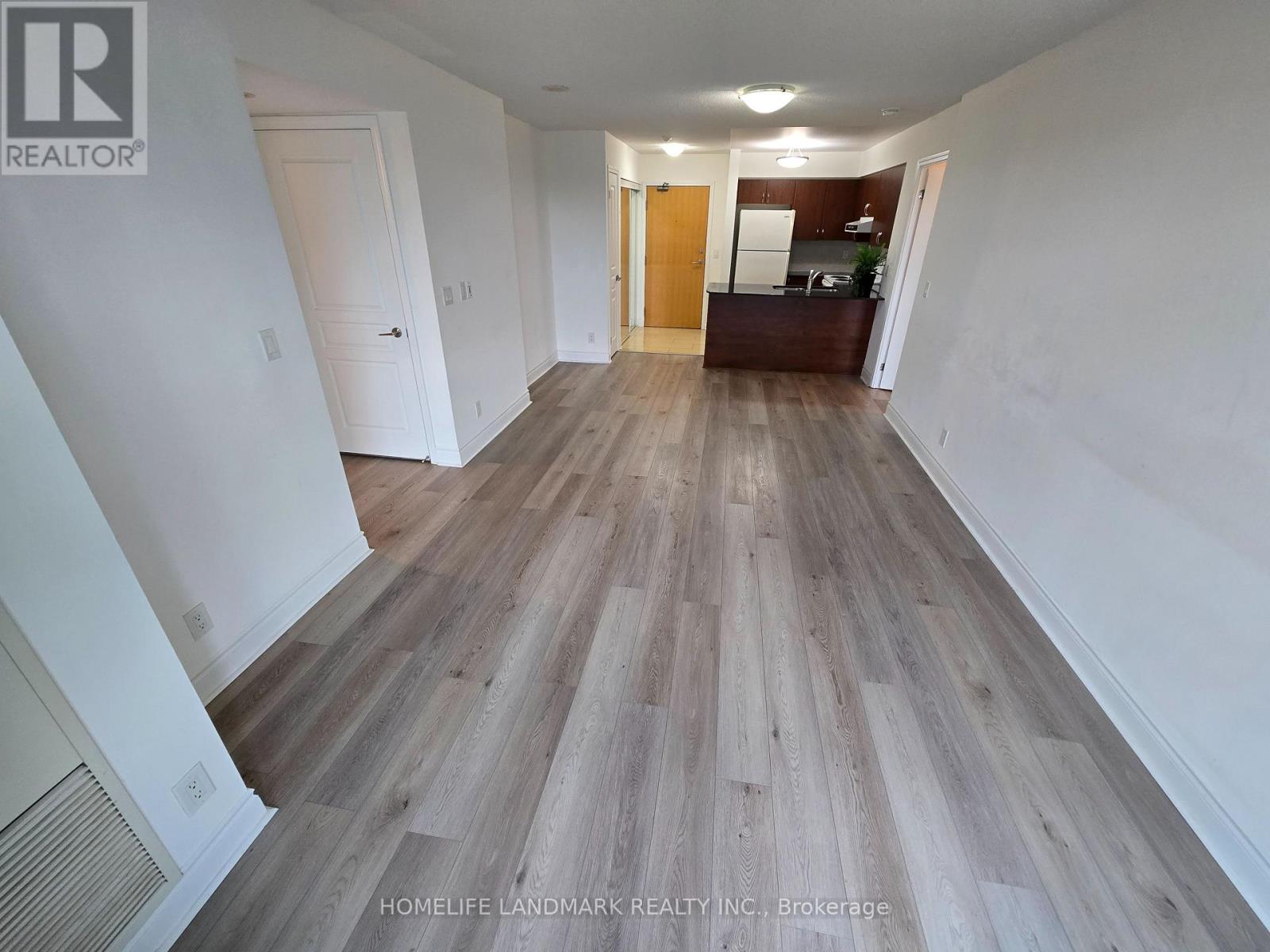 301 - 55 South Town Centre Boulevard, Markham, Ontario  L6G 0B1 - Photo 13 - N12430967