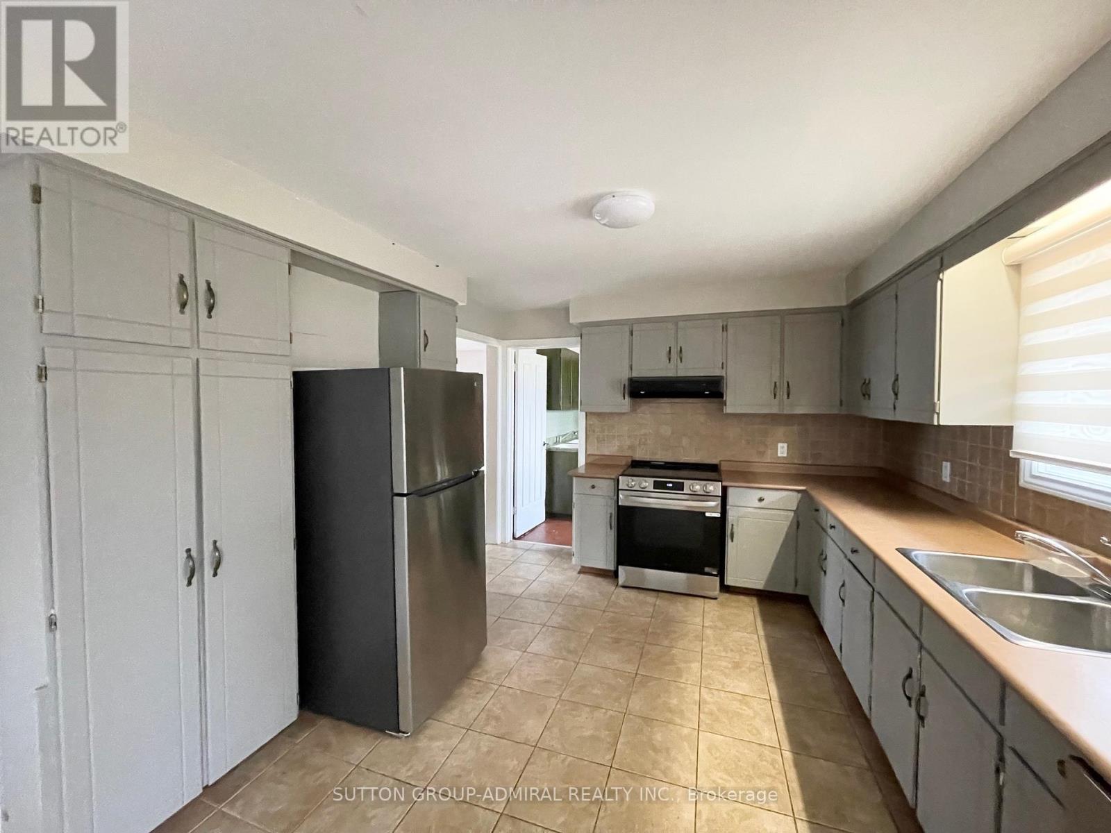 10623 Clarkway Drive, Brampton, Ontario L6P 0W2 - Photo 17 - W12505428