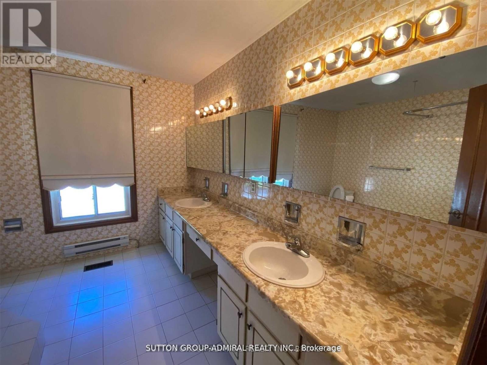 10623 Clarkway Drive, Brampton, Ontario L6P 0W2 - Photo 21 - W12505428