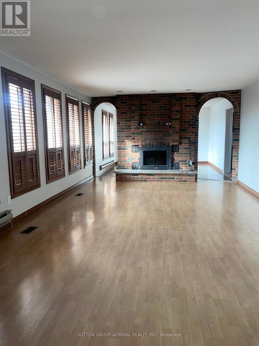 10623 Clarkway Drive, Brampton, Ontario L6P 0W2 - Photo 8 - W12505428