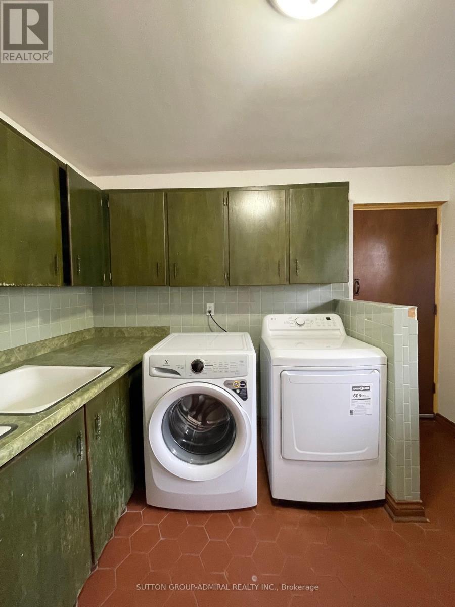 10623 Clarkway Drive, Brampton, Ontario L6P 0W2 - Photo 23 - W12505428