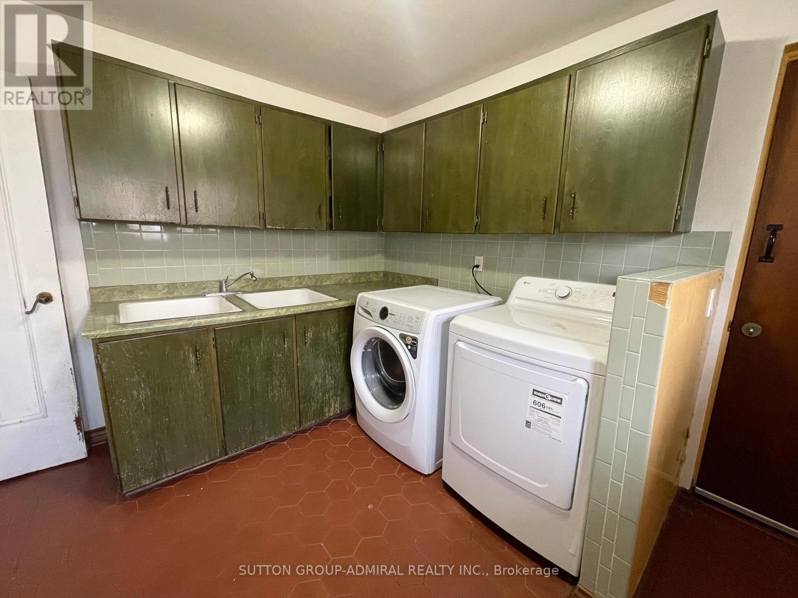 10623 Clarkway Drive, Brampton, Ontario L6P 0W2 - Photo 22 - W12505428