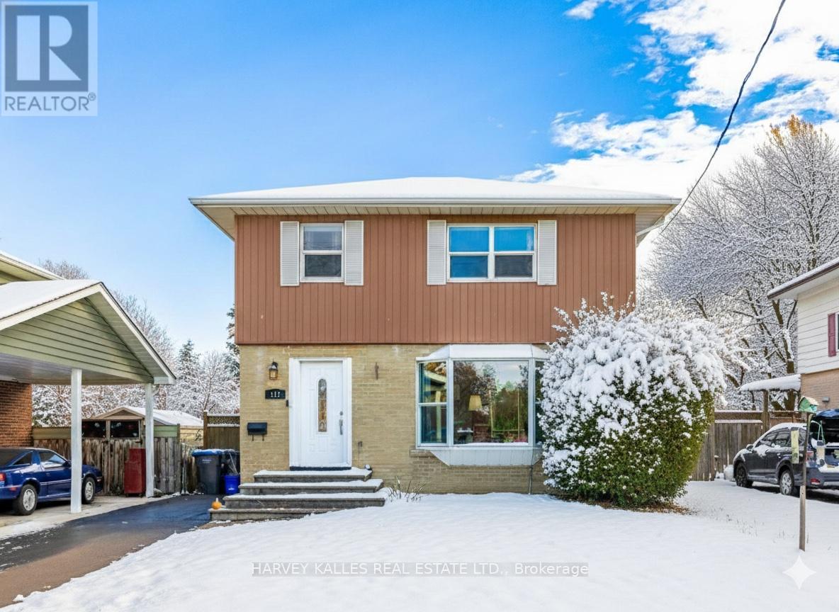 117 Eldomar Avenue, Brampton, Ontario  L6W 1R6 - Photo 2 - W12513196