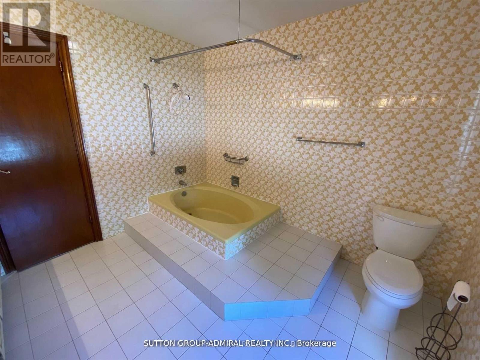 10623 Clarkway Drive, Brampton, Ontario L6P 0W2 - Photo 20 - W12505428