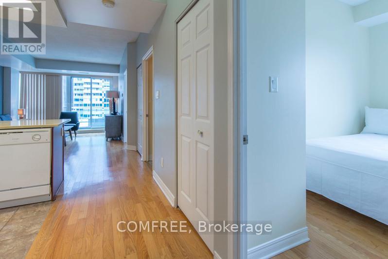 709 - 134 York Street, Ottawa, Ontario K1N 1K8 - Photo 18 - X12586168