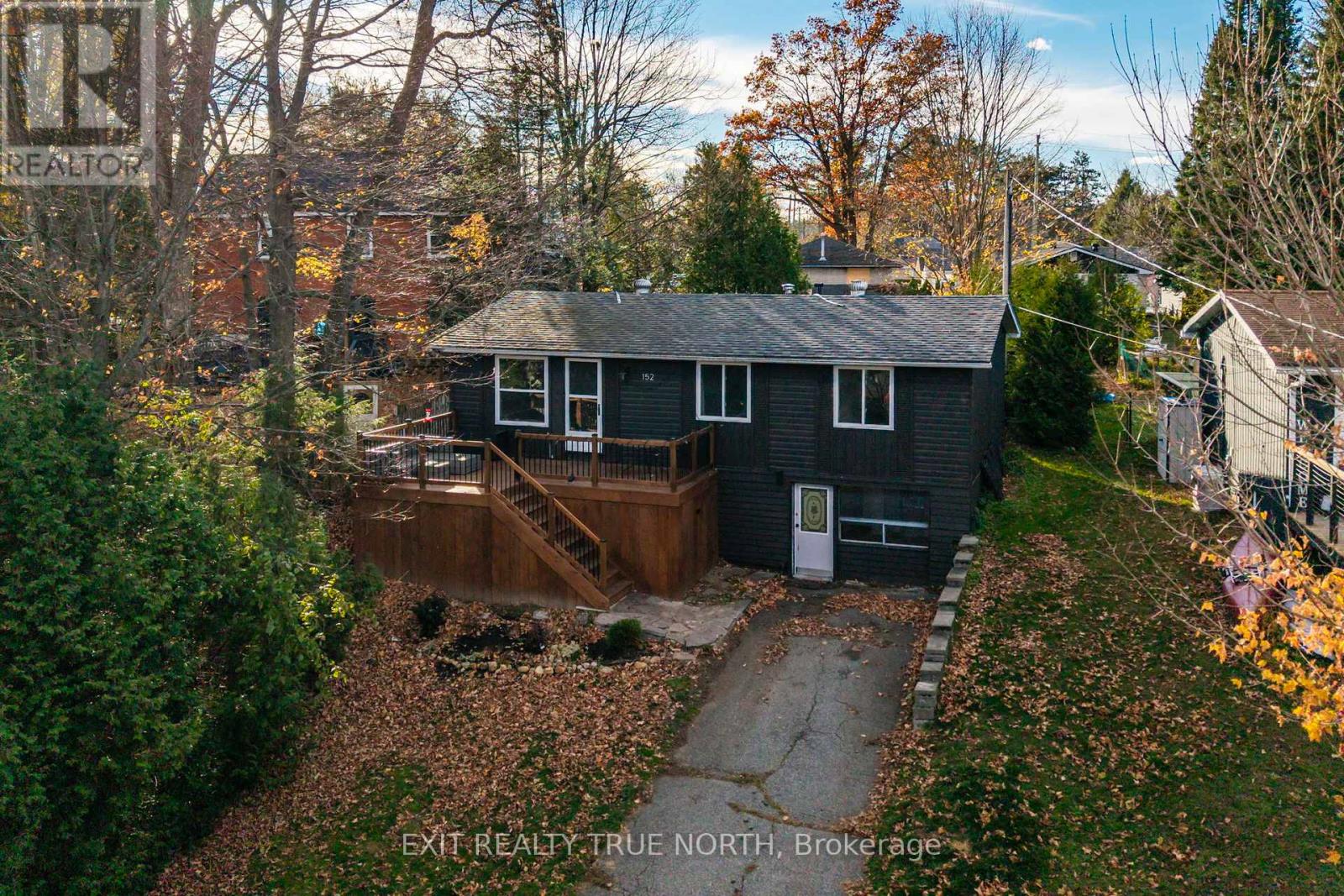 152 Holditch Street, Bracebridge, Ontario  P1L 1E9 - Photo 1 - X12602012