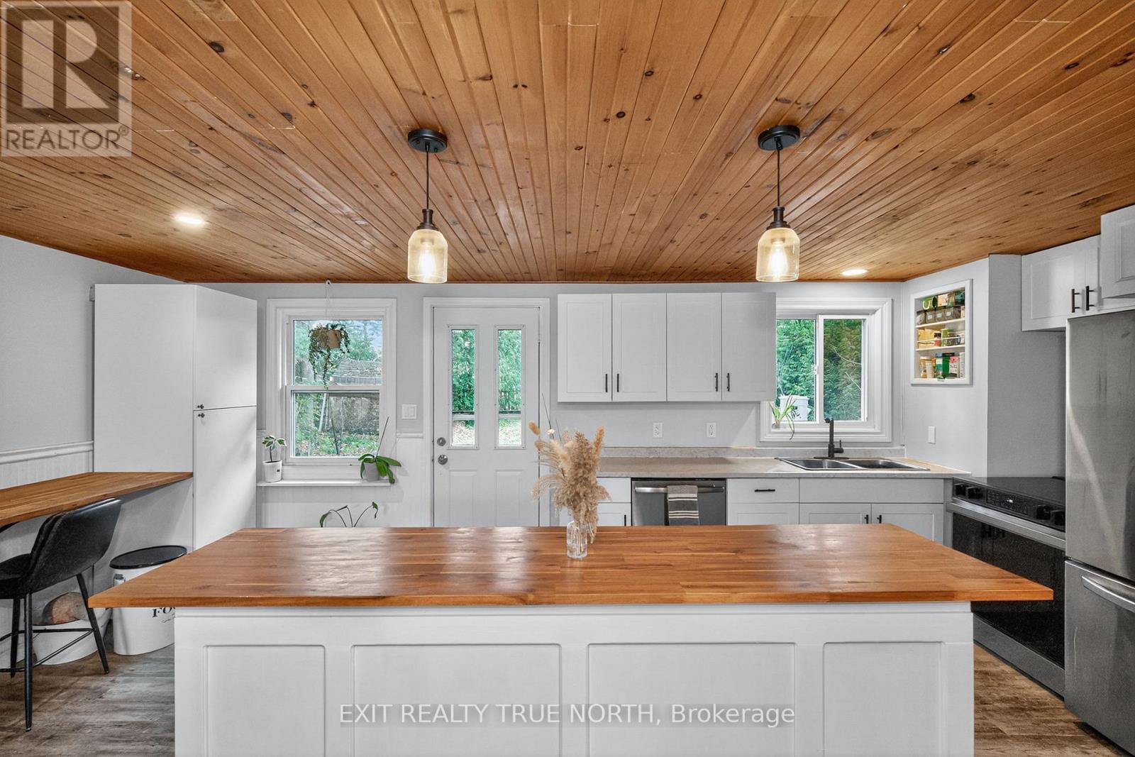 152 Holditch Street, Bracebridge, Ontario  P1L 1E9 - Photo 8 - X12602012