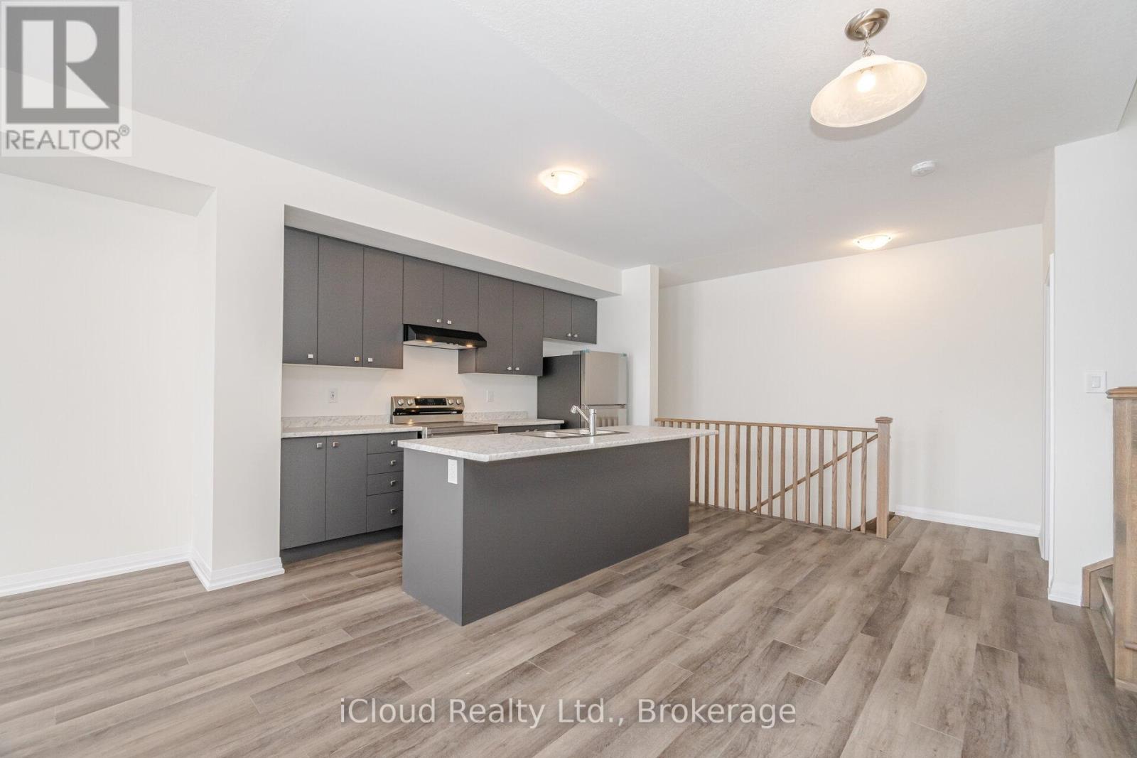 53 Stanley Avenue, Haldimand, Ontario  N3W 0J5 - Photo 12 - X12602014