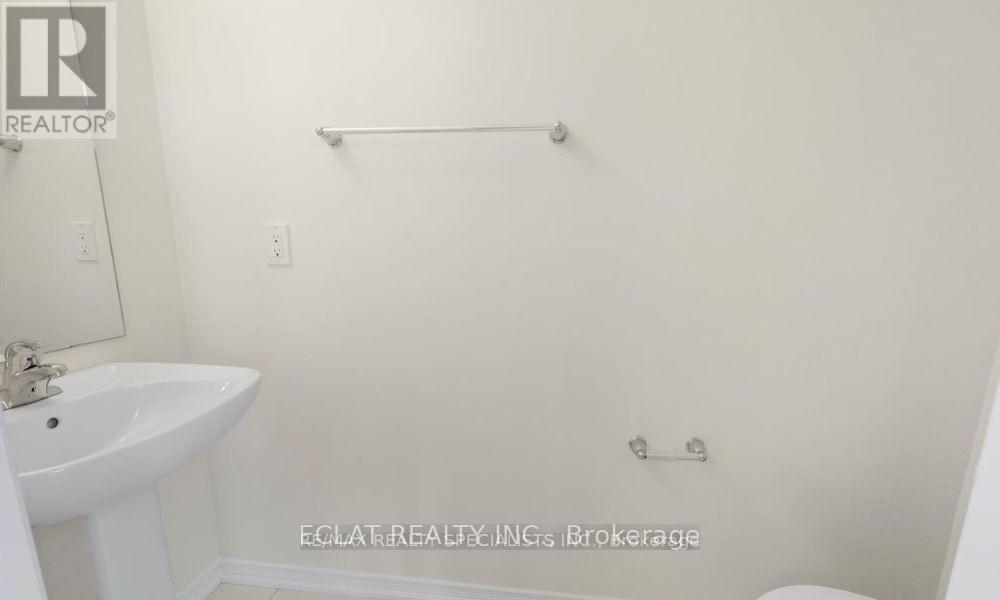 233 Gillespie Drive, Brantford, Ontario  N3T 0W2 - Photo 22 - X12602050