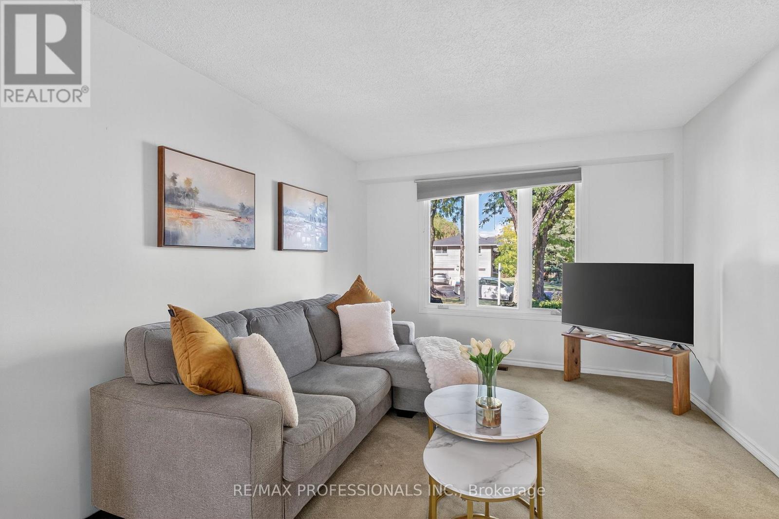 19 Salina Place, Hamilton, Ontario  L8G 4L4 - Photo 12 - X12602066