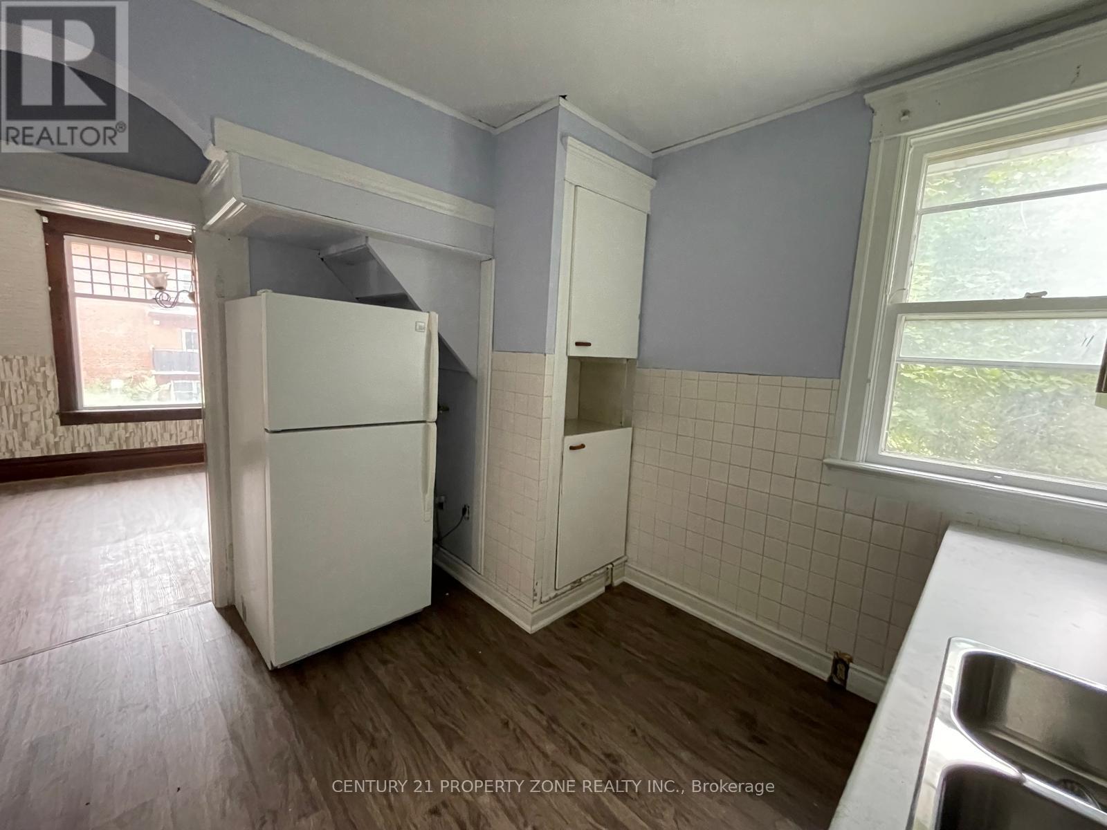 180 Thames Street E, Chatham-Kent, Ontario  N7M 2Y8 - Photo 19 - X12602070