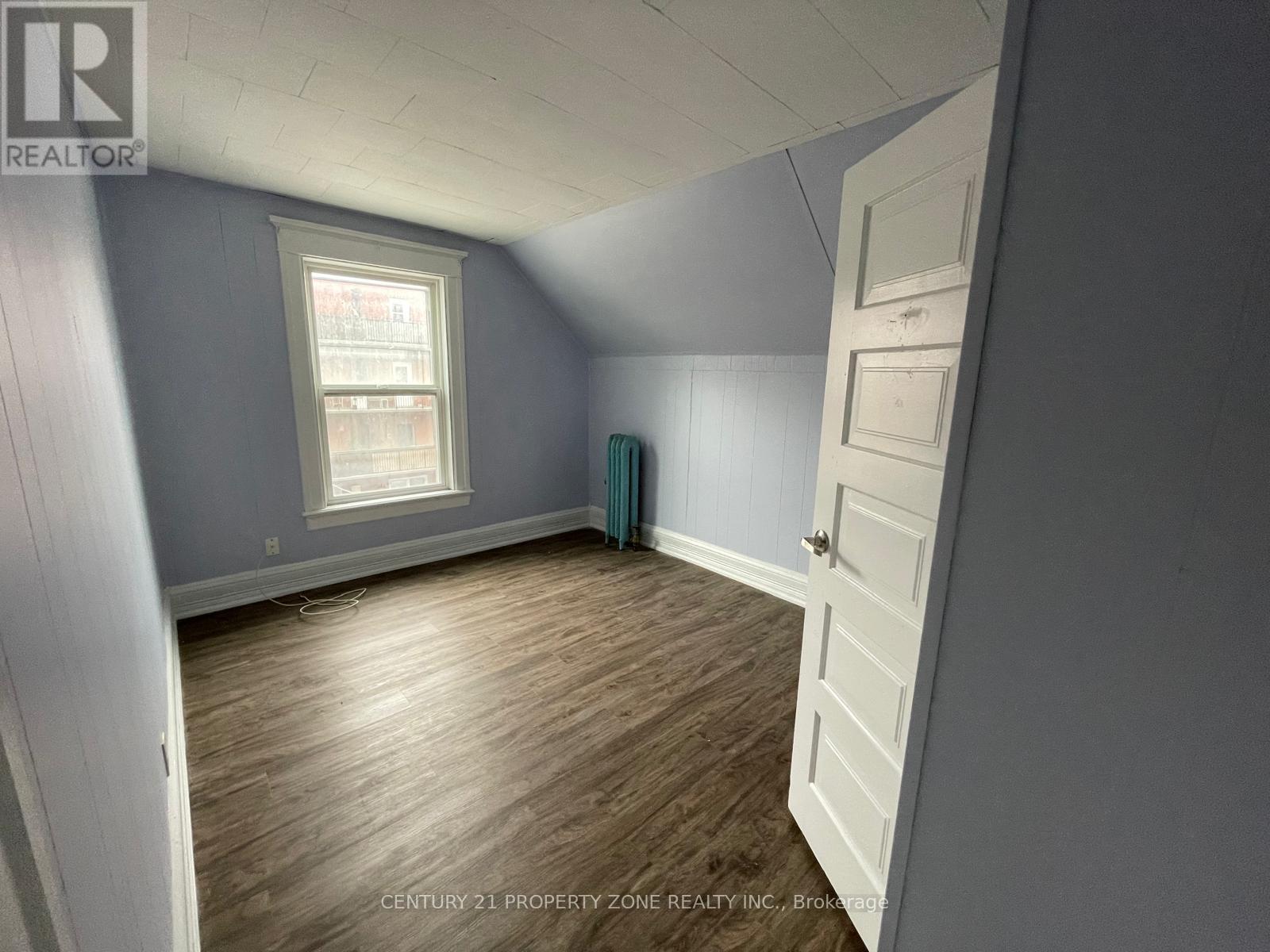 180 Thames Street E, Chatham-Kent, Ontario  N7M 2Y8 - Photo 24 - X12602070